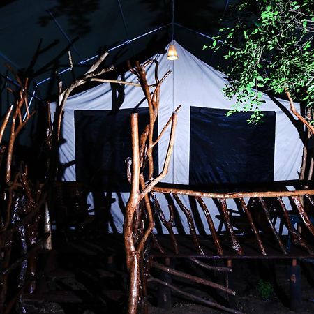 Yala Wild Corridor Camp Hotel Tissamaharama Bagian luar foto